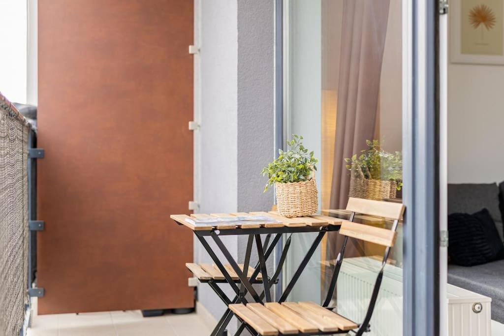 Cityscape Oasis: Active Heaven Pressburg