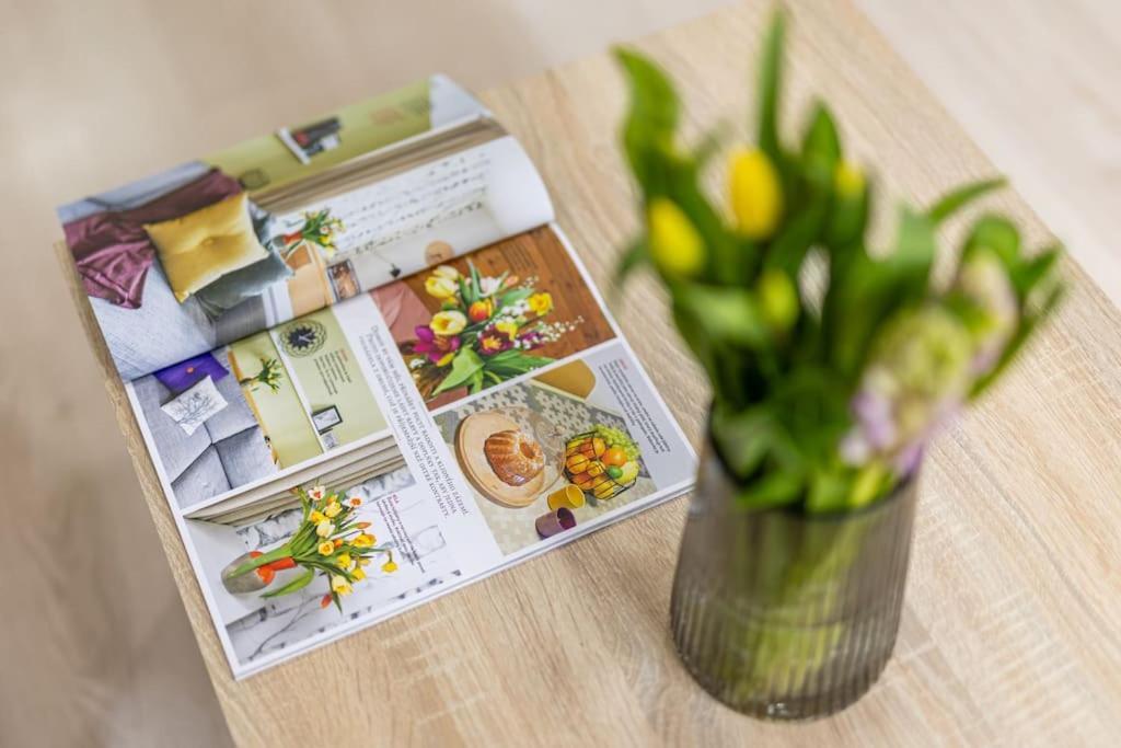 Apartment Cityscape Oasis: Active Heaven Pressburg