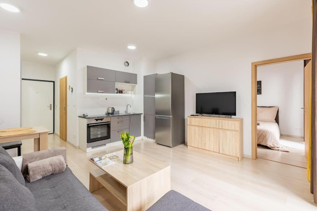 Cityscape Oasis: Active Heaven * Pressburg