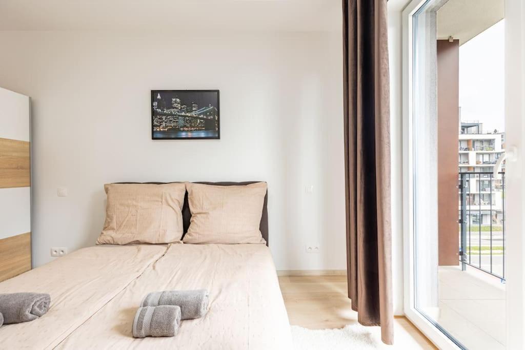 Cityscape Oasis: Active Heaven Pressburg